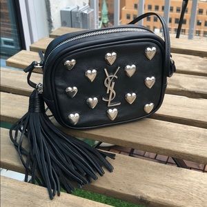 NWT AUTHENTIC SAINT LAURENT STUD HEART BLOGGER BAG